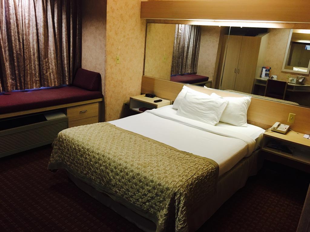 Motel Microtel & By Wyndham Syracuse 2*